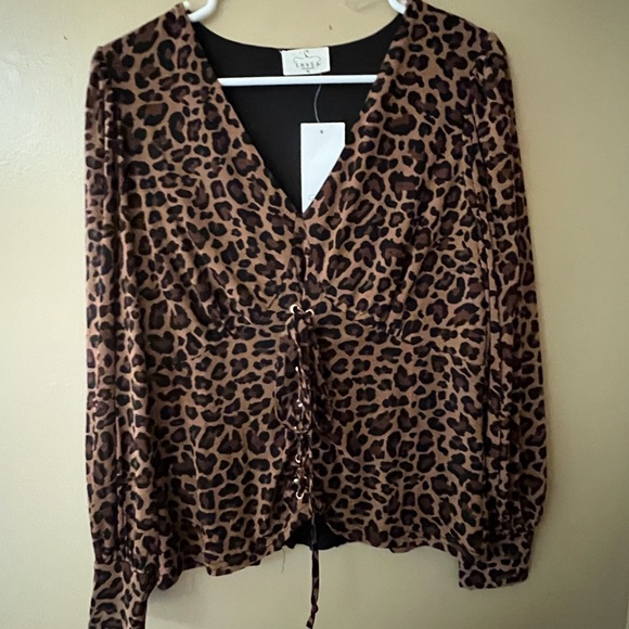 Ember Leopard 🐆 Top - Picture 2 of 7